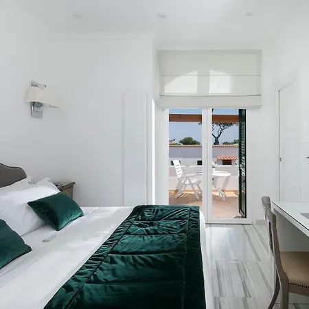 Vittoria Colonna Luxury *